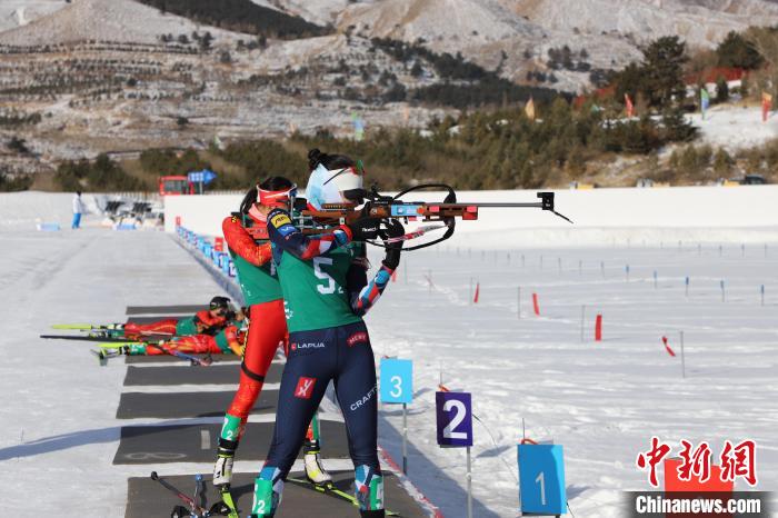 河北队摘混合接力桂冠 源蒙加冕四冠王