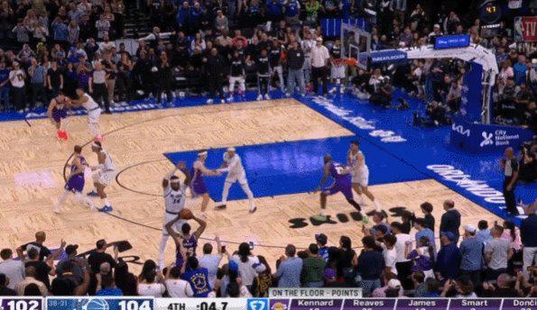 湖人绝杀魔术 肯纳德三分绝杀延续连胜