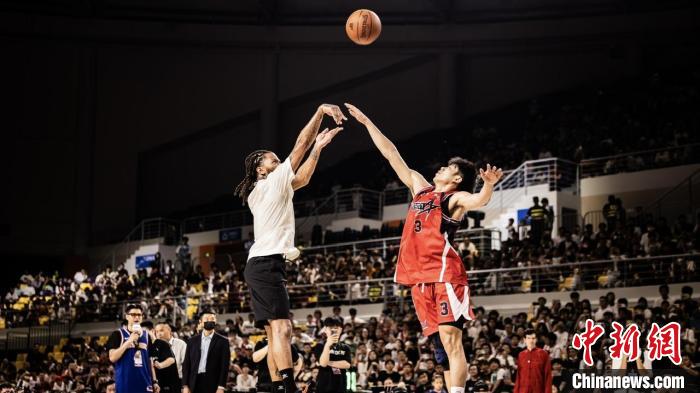 罗斯广州单挑掀篮球热潮 南沙文体新地标初现