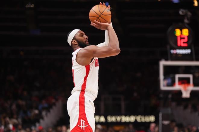 休斯敦火箭队调整首发阵容力克76人队反超湖人登